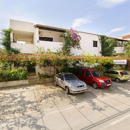 Apartments Derado Supetar Zewnętrze zdjęcie