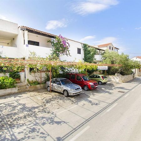 Apartments Derado Supetar Zewnętrze zdjęcie