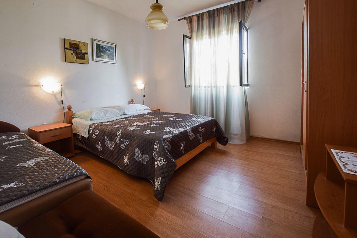 Apartments Derado Supetar Zewnętrze zdjęcie